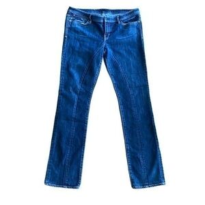 Women’s blue jeans size 12 brand unknown